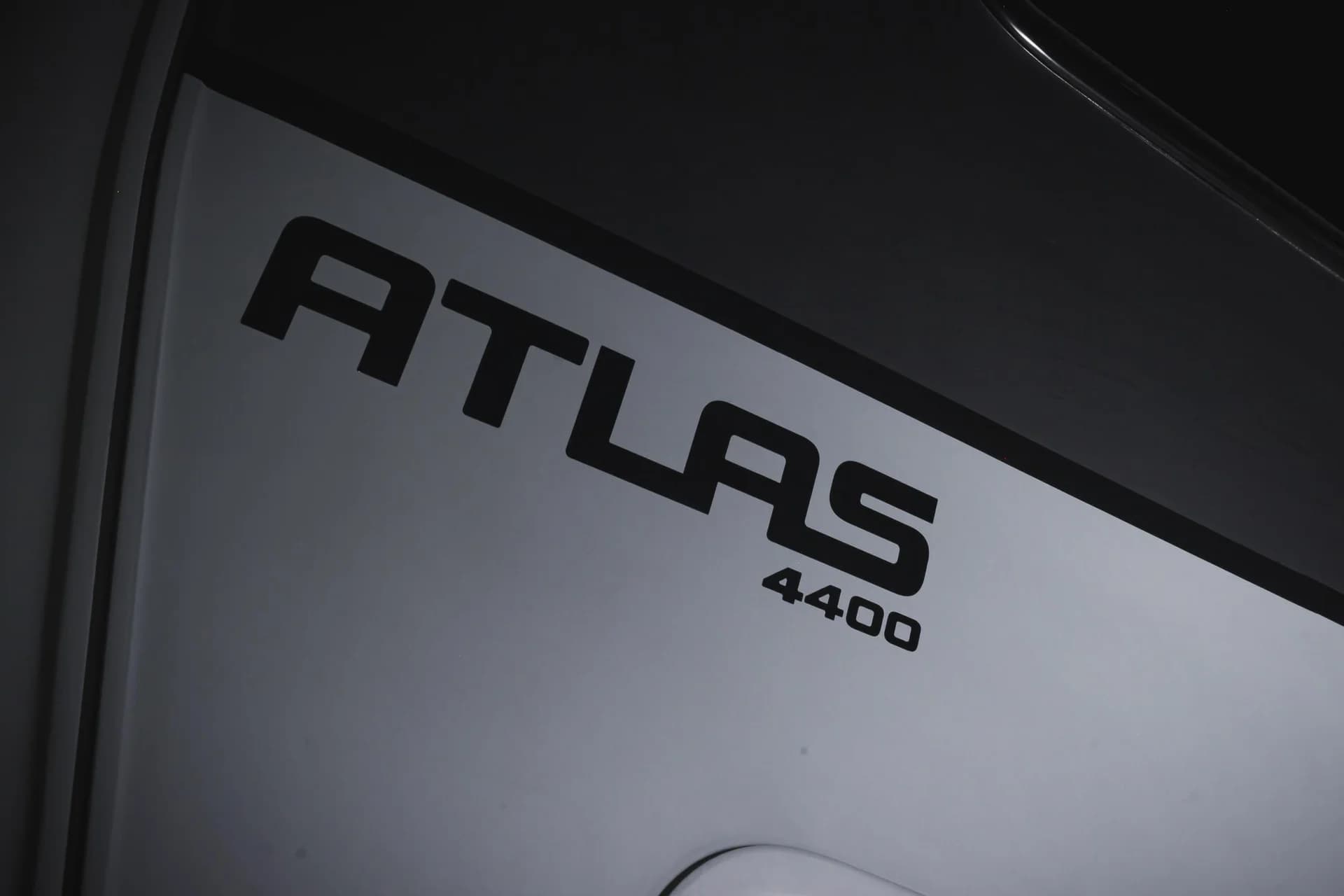 Atlas 4400 - Externa 6