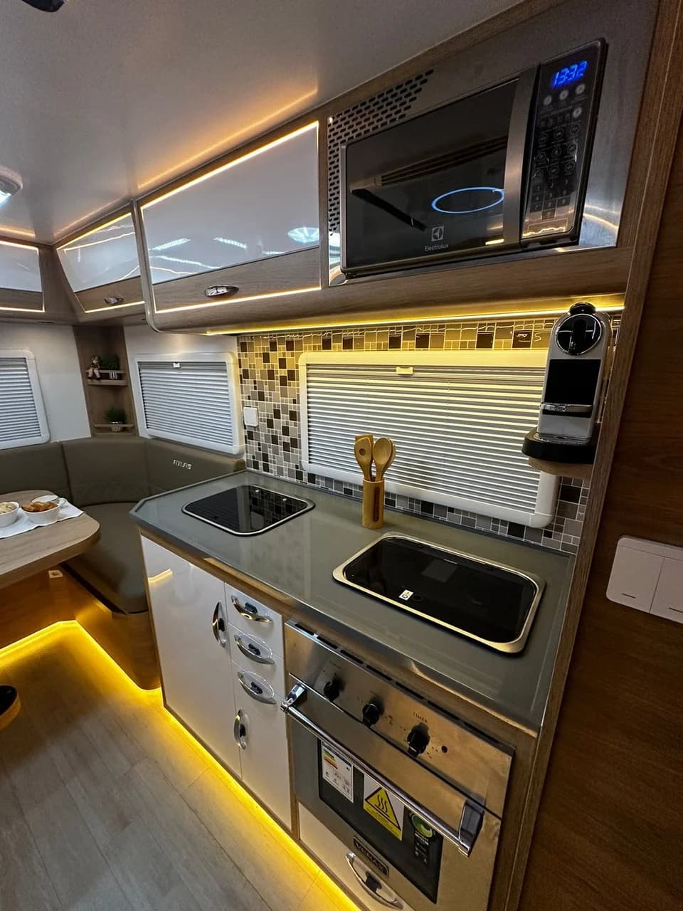 Atlas 7000 - Interna 24