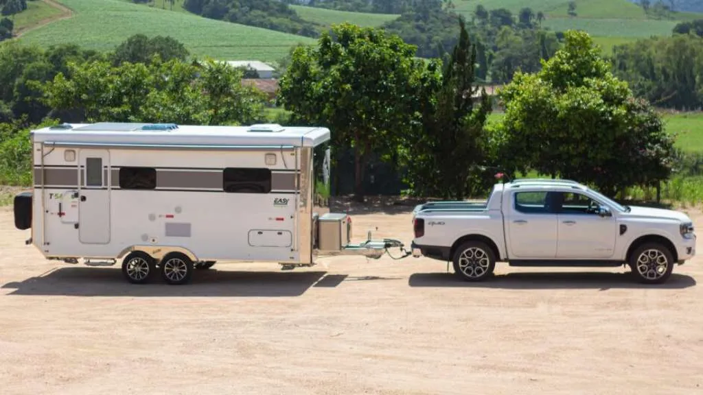 Lançamento 2025: Conheça o Trailer T-54 SLD com Slide Out, mais Espaço e Conforto no seu Lugar no Mundo